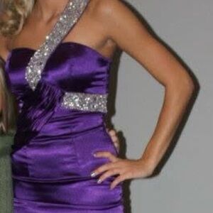 Elegant Purple One-Shoulder Dress